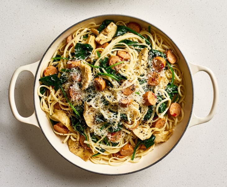 One-Pot Spinach Artichoke Chicken Pasta