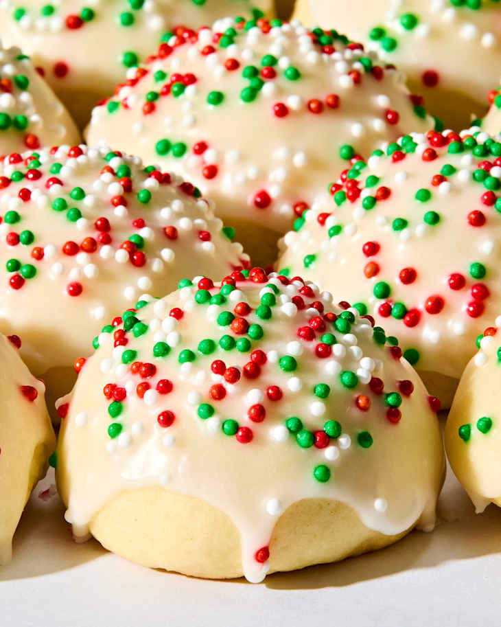angled shot of italian christmas cookies