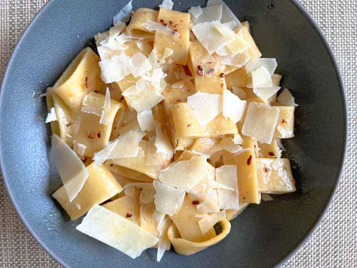 Algae Cooking Club Nara Smith Nara's Roasted Garlic Oil